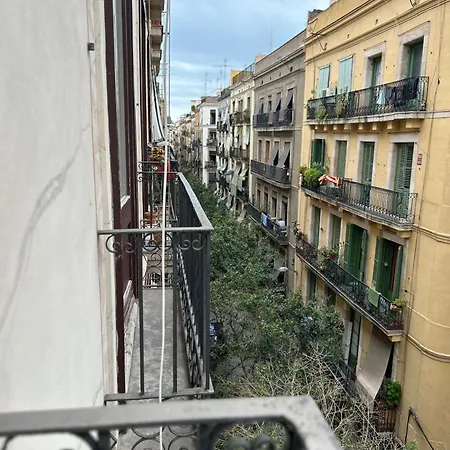 Central And Basic Universitat For Young Hostel-3